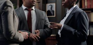 员工以前在外省购买了养老保险，现在可以转移回本...